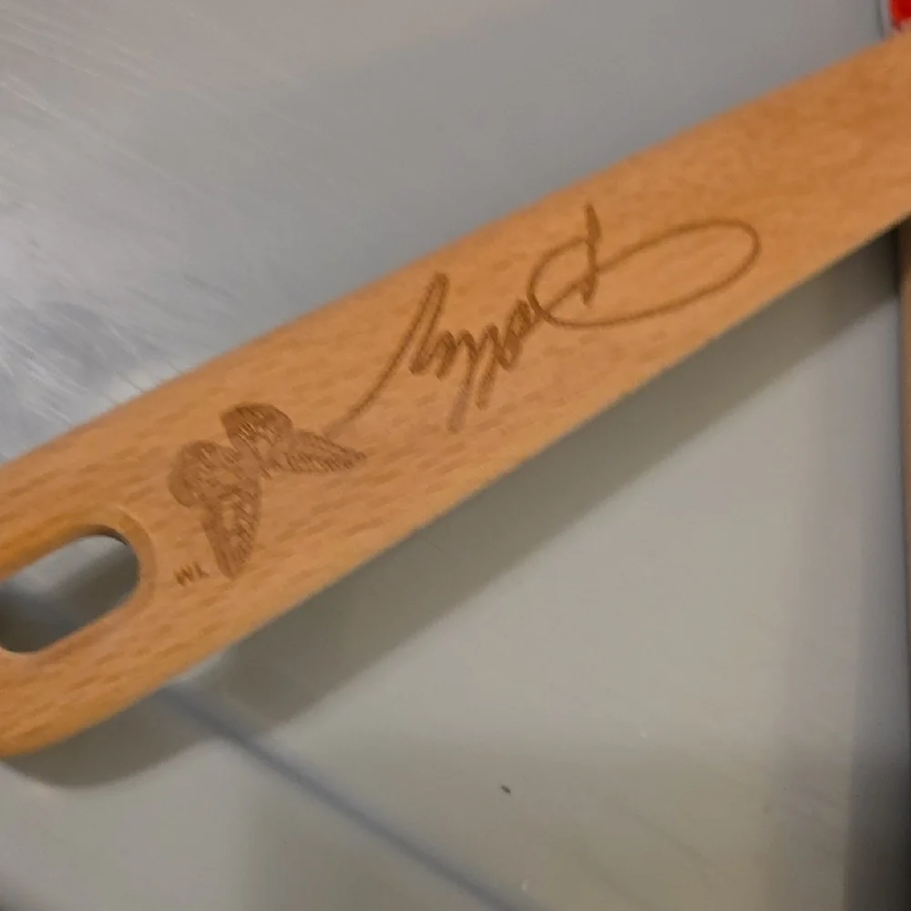 (J64) Dolly Parton Wooden Cooking Utensils Set Of 2